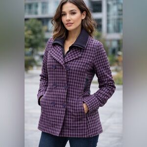 Bench Houndstooth Double-Breasted Jacket with Underarm Zip Vents – Large